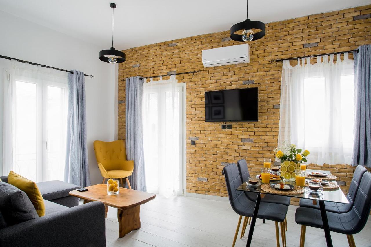 Deluxe Town Hall Square Flat In Historical Center 3 Corfu  外观 照片