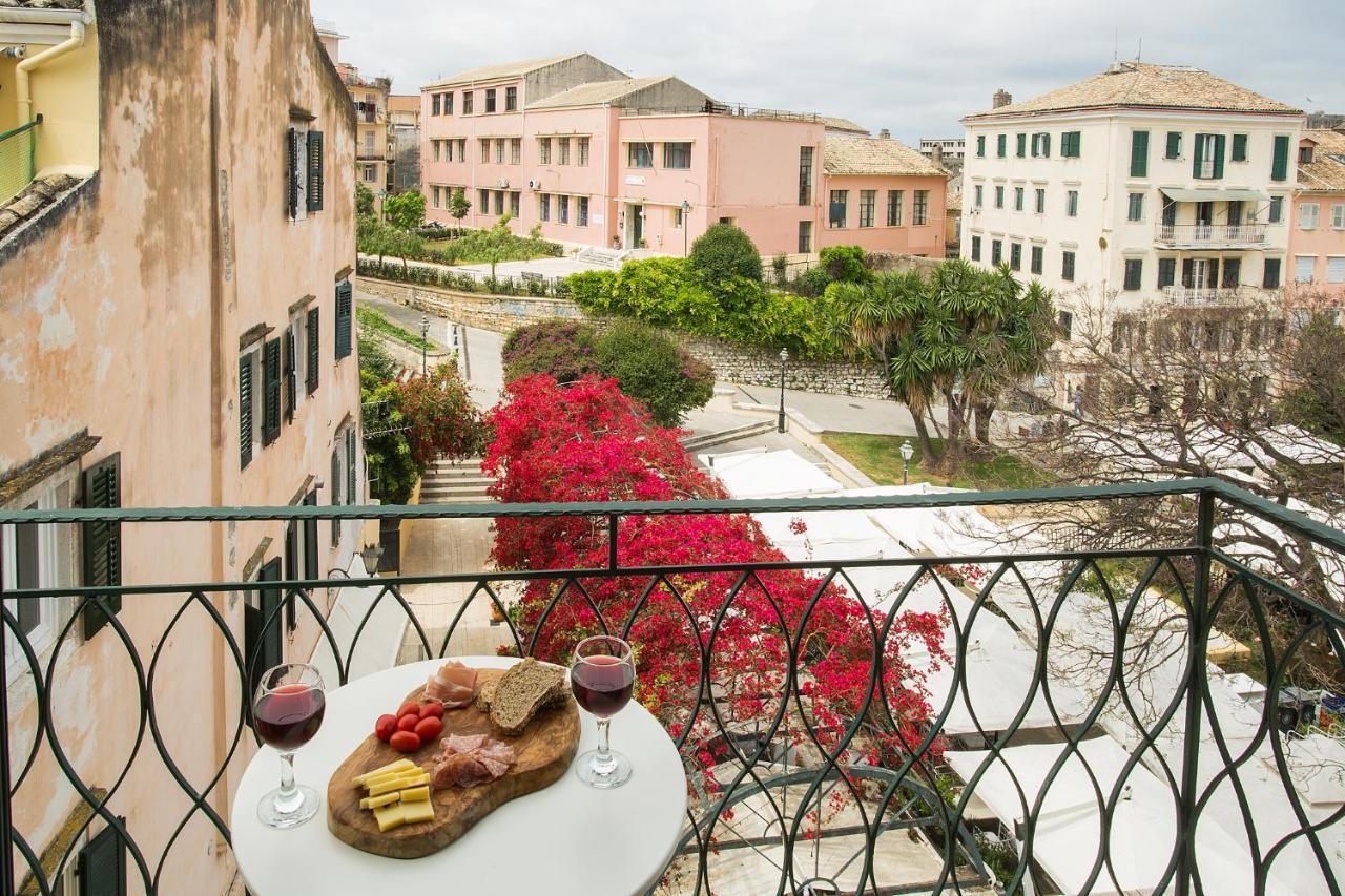 Deluxe Town Hall Square Flat In Historical Center 3 Corfu  外观 照片