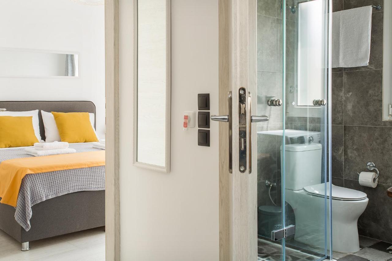Deluxe Town Hall Square Flat In Historical Center 3 Corfu  外观 照片